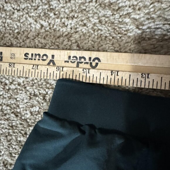 Under Armour Shorts Womens Large Black Green Neon HeatGear Running Split Liner - Picture 6 of 7